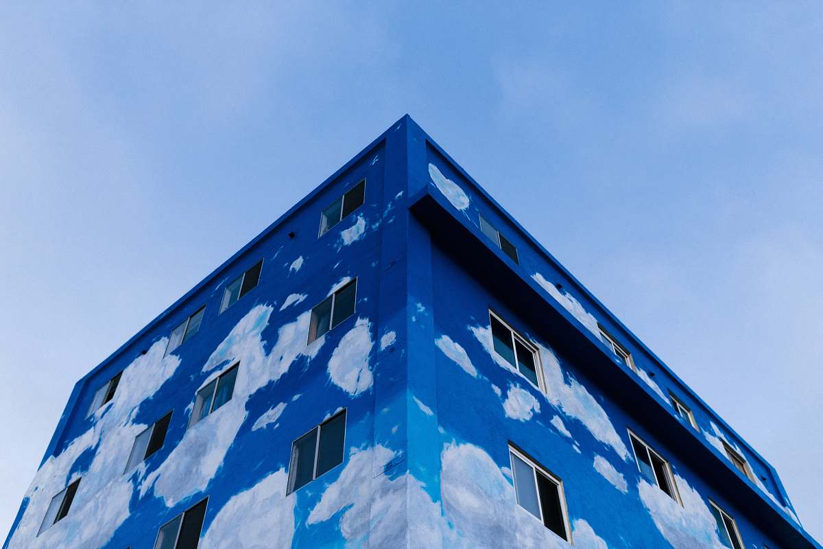 venice beach blue high-rise building under blue sky los angeles